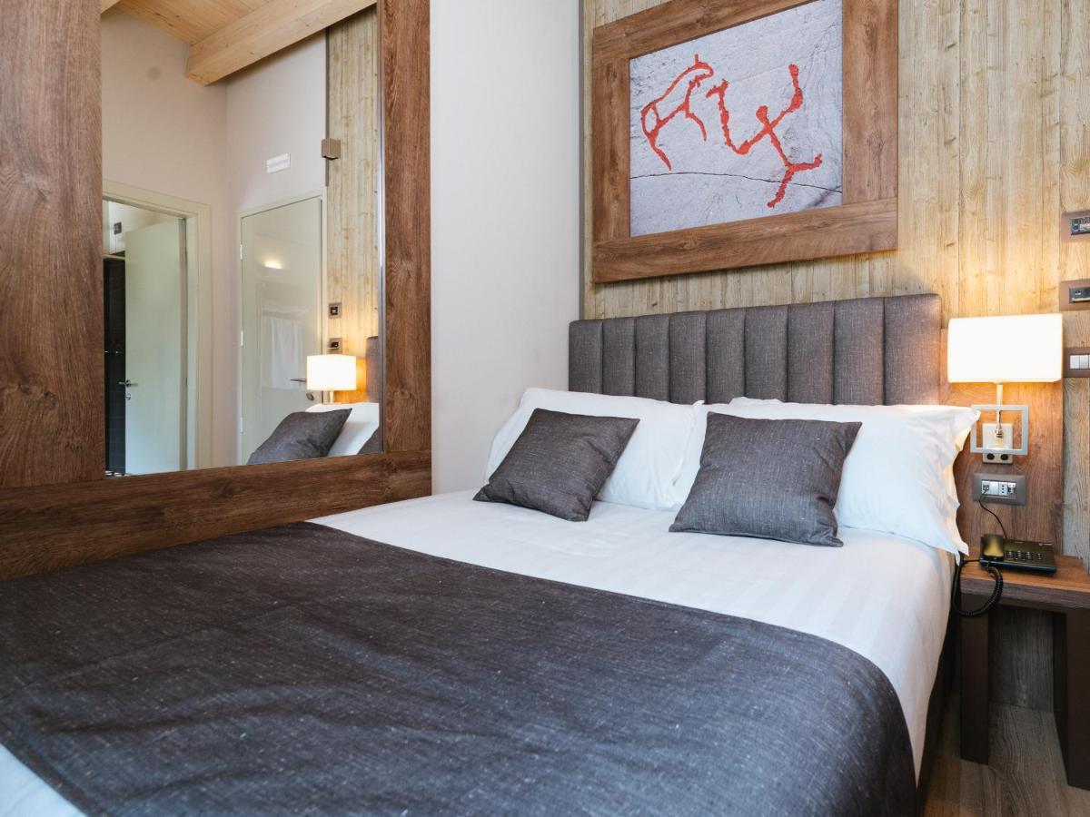 Lake Hotel La Pieve Pisogne Ngoại thất bức ảnh